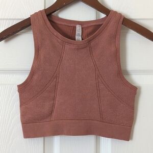 Offline by Aerie Stretch Extensible Medium Support High Neck Sports Bra Pink S